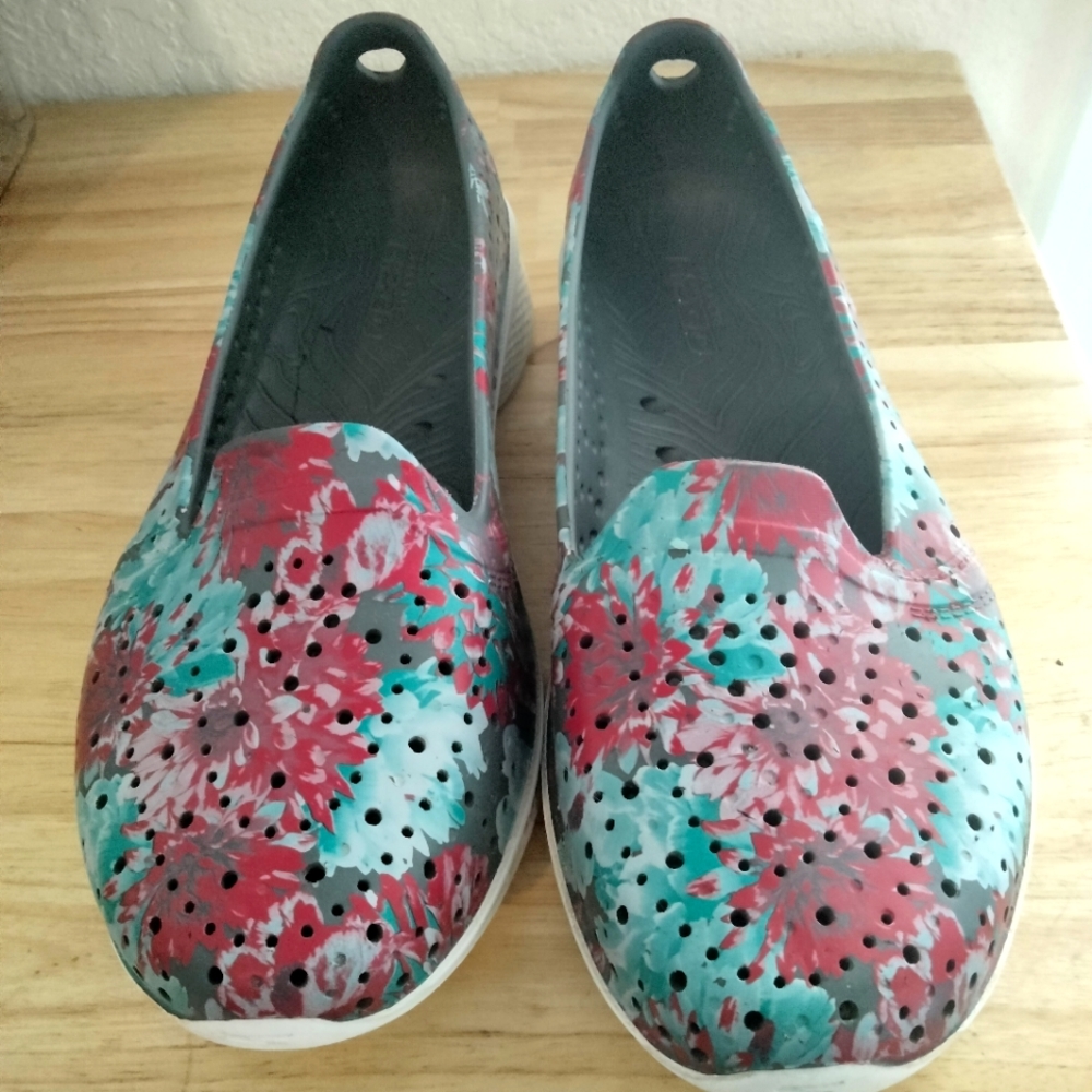 Sketchers H2GO Beach Pool Vacation Cruise Shoes EUC